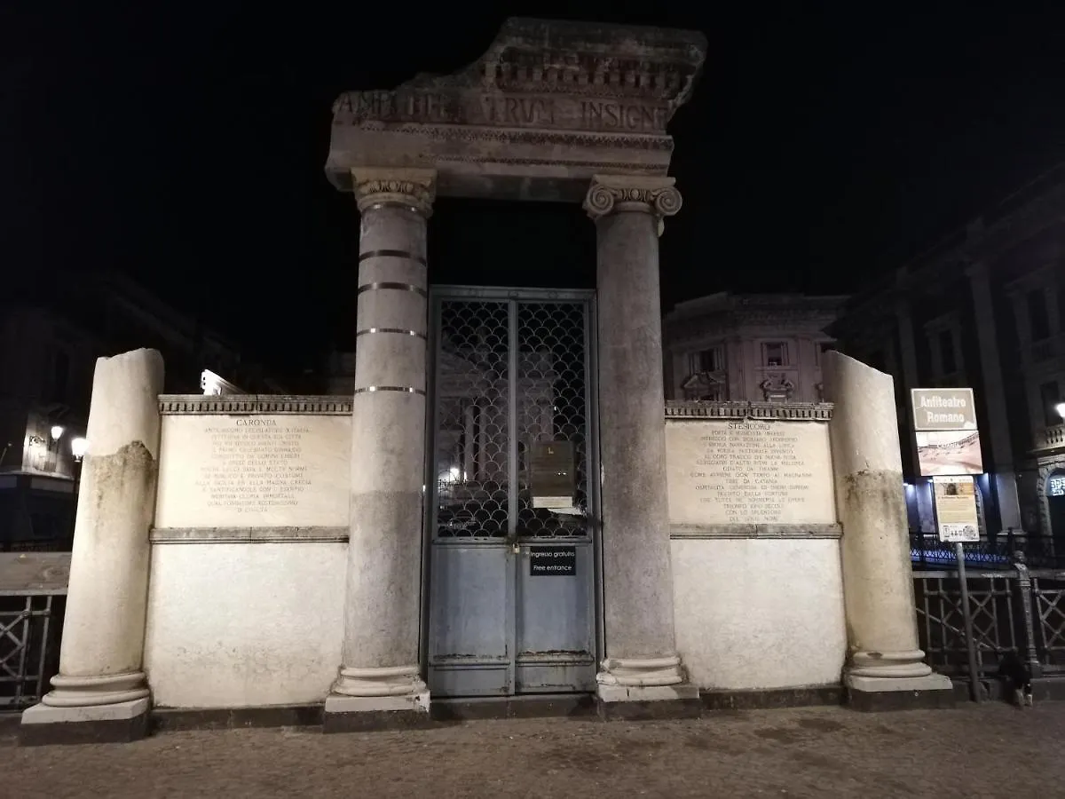 Appartement La Casa Di Carta In Piazza Stesicoro à Catane